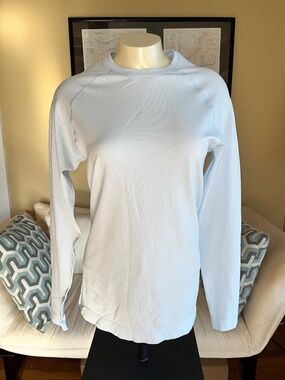 FIGS Salta Seamless Under Scrub Ice Blue Performance Long Sleeve Top